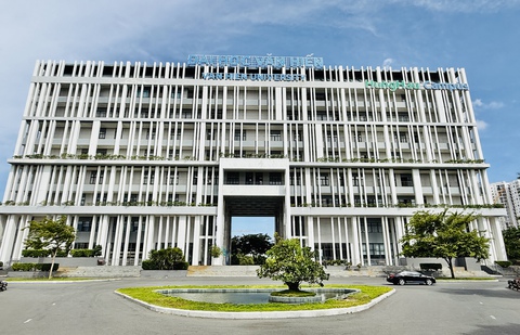 4 chương trình đào tạo Trường đại học Văn Hiến đạt chuẩn kiểm định - Ảnh 1.