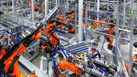 Mua xe điện BMW không bao giờ phải lo thay pin, trừ chai pin tự nhiên - Ảnh 2.