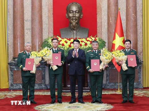Thượng tướng Trịnh Văn Quyết được thăng quân hàm đại tướng - Ảnh 4.