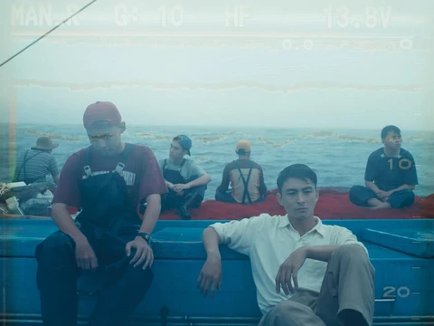 'Đàn cá gỗ': Bộ phim ngắn sống dậy nhờ hit quốc dân 'Phép màu' - Ảnh 3. Đàn cá gỗ - Ảnh 2.