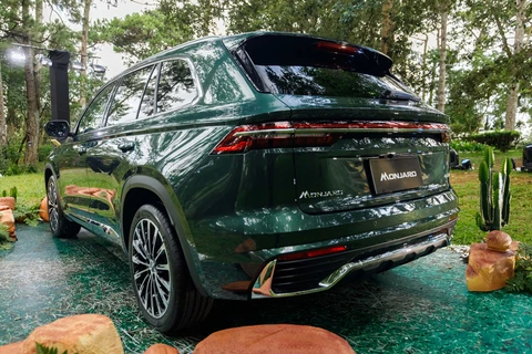 Geely Monjaro trình làng Việt Nam: Đối thủ Santa Fe, giá từ 1,099 tỉ đồng - Ảnh 20.