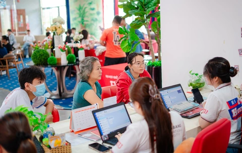 Trường đại học Quốc tế Hồng Bàng công bố điểm sàn xét tuyển 2025 - Ảnh 1.