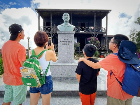 Mở lại tour tham quan nhà bác sĩ Yersin bằng xe buýt thoáng nóc - Ảnh 1. nhà bác sĩ Yersin - Ảnh 1.