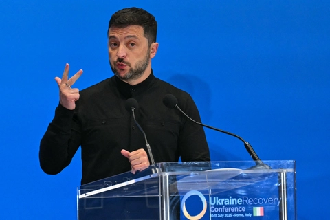 Ukraine - Ảnh 1.