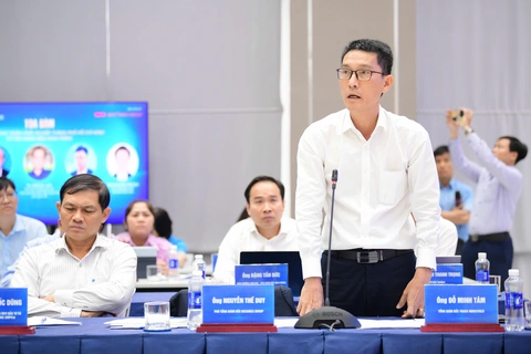 Muốn công nghiệp TP.HCM cất cánh, cần viết lại 'bản nhạc kết nối' - Ảnh 3. công nghiệp - Ảnh 3.