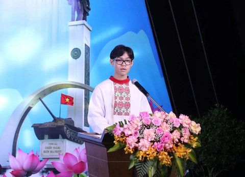Trại hè Việt Nam cho thanh thiếu niên kiều bào lần đầu khai mạc ở Buôn Ma Thuột - Ảnh 4. Trại hè Việt Nam - Ảnh 4.