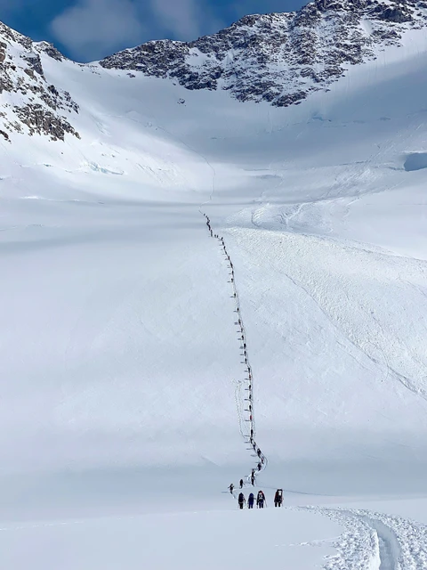 Thám hiểm thiên đường băng giá Alaska - Ảnh 5.