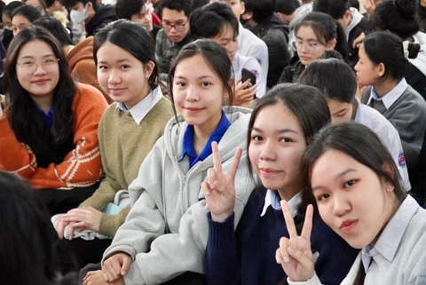 Đại học Duy Tân công bố điểm xét tuyển: Y khoa, răng-hàm-mặt và dược cao nhất - Ảnh 2.