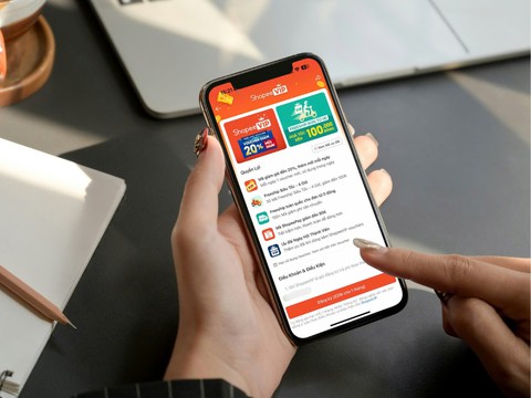 Đẩy mạnh thói quen tiêu dùng trực tuyến bằng phí vận chuyển 0đ - Ảnh 3. Shopee - Ảnh 3.