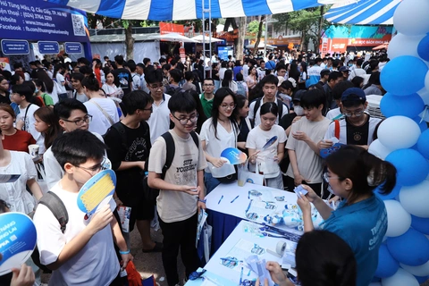 Đủ điểm sàn vào trường nhưng không đủ đậu ngành yêu thích, làm sao? Điểm sàn trường quân đội 2025? - Ảnh 7. xét tuyển - Ảnh 7.