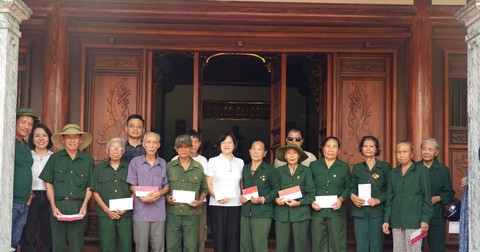 Hành trình tri ân - Dấu ấn tinh thần và truyền thống của người ROX - Ảnh 2.