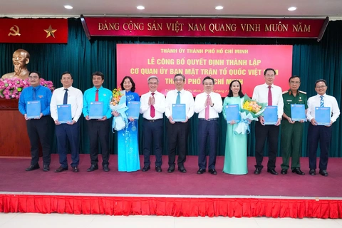 Nguyễn Phước Lộc  - Ảnh 2.