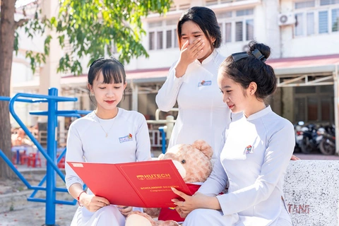 Mùa tuyển sinh 2025: HUTECH tặng học bổng 25% học phí toàn khóa - Ảnh 3.