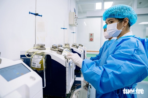 Hành trình giọt máu vàng cứu người ở Bệnh viện Chợ Rẫy - Ảnh 9. Hiến máu - Ảnh 9.