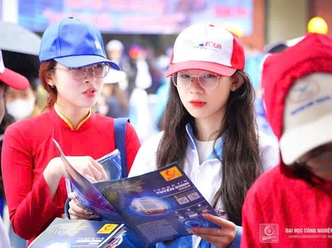 Trường ĐH Công nghiệp Hà Nội - Ảnh 3.