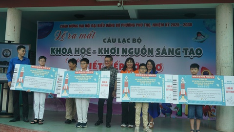 Ra mắt CLB Khơi nguồn sáng tạo, trường mong nhiều học sinh 'viết tiếp ước mơ' khám phá không gian - Ảnh 1.
