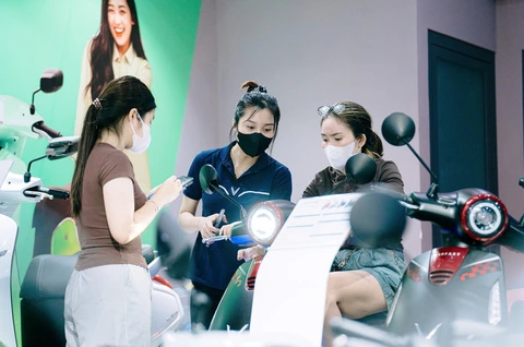 xe điện - Ảnh 1.
