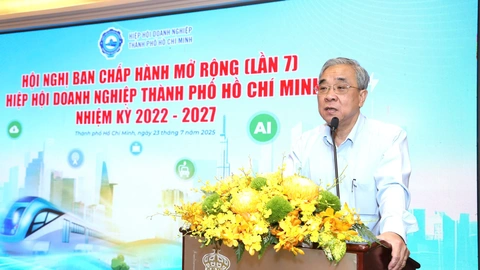 Đề xuất dùng bao bì in địa chỉ cũ đến hết năm để hỗ trợ doanh nghiệp - Ảnh 1.