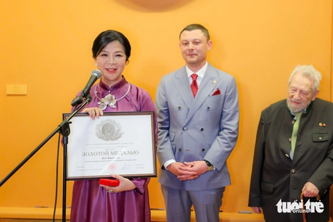 Ngô Phương Ly - Ảnh 1.