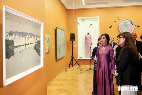 Ngô Phương Ly - Ảnh 6.