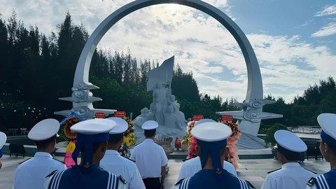 liệt sĩ - Ảnh 1.