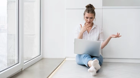 Thói quen phổ biến làm tăng nguy cơ hình thành cục máu đông - Ảnh 1.