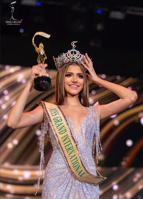 Miss Grand International kêu gọi giải quyết xung đột bằng biện pháp hòa bình - Ảnh 4. Miss Grand International - Ảnh 4.