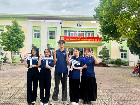 Viết tiếp câu chuyện hòa bình của Nguyễn Văn Chung 6 tỉ view, có thêm bản đặc biệt đúng ngày 27-7 - Ảnh 5.