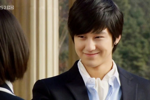 Mỹ nam Vườn sao băng Kim Bum và 'mợ ngố' Song Ji Hyo xác nhận đến Việt Nam - Ảnh 3. Kim Bum - Ảnh 3.