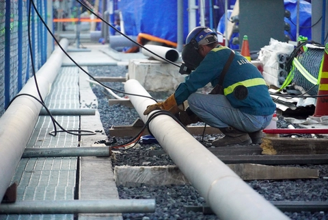 Đầu tư hàng tỉ USD, điện khí LNG vẫn 'ế' - Ảnh 1. điện khí - Ảnh 1.
