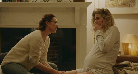 Vanessa Kirby chia sẻ về Invisible Woman, Malice và hành trình cảm xúc trong Fantastic Four - Ảnh 2. Fantastic Four - Ảnh 2.