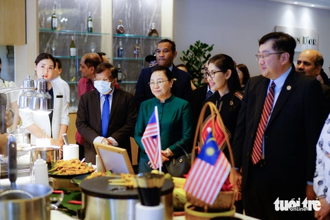 Nếm thử món ngon Malaysia cùng đầu bếp bản địa - Ảnh 3. Malaysia - Ảnh 3.