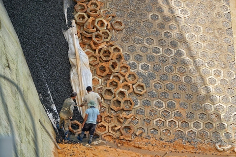 hồ chứa nước - Ảnh 4.