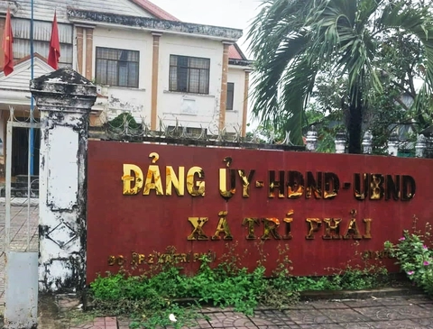 CÁN BỘ - Ảnh 1.