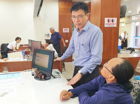 Chủ tịch Đà Nẵng yêu cầu báo cáo khó khăn, vướng mắc về vận hành, hoạt động chính quyền 2 cấp - Ảnh 3.