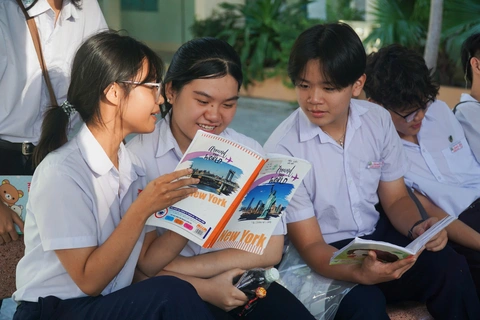 Khánh Hòa công bố điểm chuẩn vào lớp 10, cao nhất 16,25 điểm - Ảnh 1. Khánh Hòa - Ảnh 1.