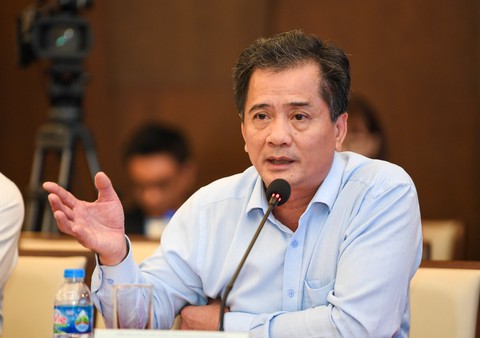 Giá đất ‘trên trời’ là vấn đề với thị trường bất động sản - Ảnh 2.