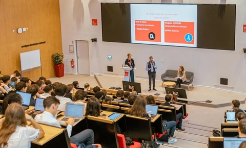 Trường Đại học Tôn Đức Thắng hợp tác với Trường Kinh doanh emlyon, Pháp - Ảnh 4.