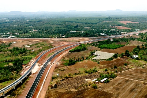 Công ty Đại Quang Minh và Tập đoàn Sơn Hải sẽ khởi công cao tốc Dầu Giây - Tân Phú vào 19-8 - Ảnh 1.