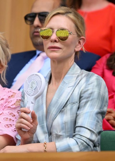 David Beckham, Cate Blanchett lọt top sao mặc đẹp tại giải đấu Wimbledon 2025 - Ảnh 3. David Beckham - Ảnh 3.