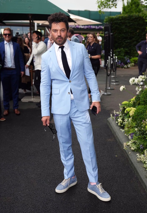 David Beckham, Cate Blanchett lọt top sao mặc đẹp tại giải đấu Wimbledon 2025 - Ảnh 4. David Beckham - Ảnh 4.
