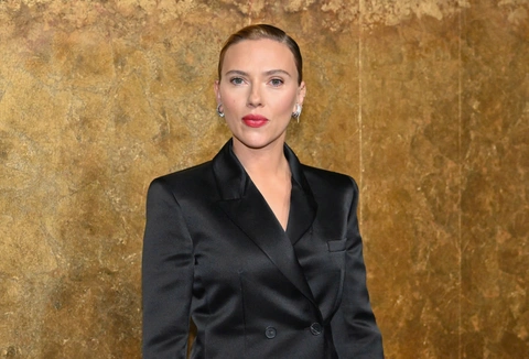 Scarlett Johansson là diễn viên có doanh thu phòng vé toàn cầu cao nhất lịch sử - Ảnh 1. Scarlett Johansson là diễn viên có doanh thu phòng vé toàn cầu cao nhất lịch sử - Ảnh 1.