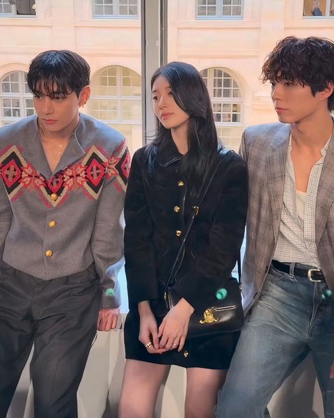 V (BTS) - Ảnh 5.