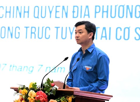 241.000 thanh niên tình nguyện toàn quốc hỗ trợ chính quyền 2 cấp giải quyết thủ tục hành chính - Ảnh 2.