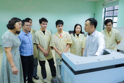 Một giờ học cùng 'trái tim' nhà máy điện hạt nhân ở Trường đại học Điện lực - Ảnh 3. đại học điện lực - Ảnh 3.
