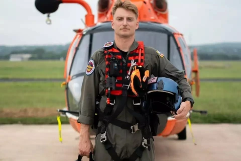 'Người hùng nước Mỹ' Scott Ruskan cứu 165 người trong lũ quét ở Texas - Ảnh 1.