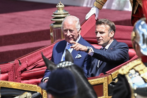 Tổng thống Macron: 'Châu Âu cần giảm sự phụ thuộc kép vào Mỹ và Trung Quốc' - Ảnh 5.