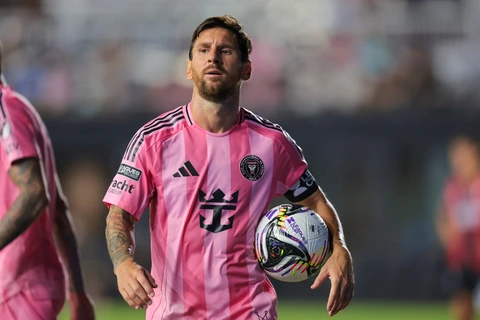 Messi sẽ gia hạn với Inter Miami, thi đấu ít nhất đến năm 41 tuổi? - Ảnh 1.