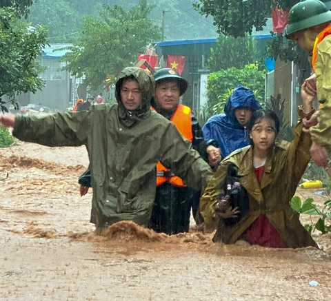 12 người chết và mất tích do mưa lũ ở Điện Biên, Thủ tướng chỉ đạo nóng - Ảnh 1.