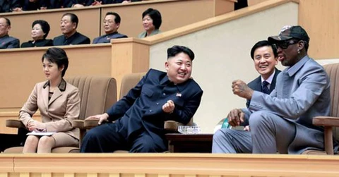 Ảnh thời niên thiếu của ông Kim Jong Un được công bố - Ảnh 2. bóng rổ - Ảnh 2.